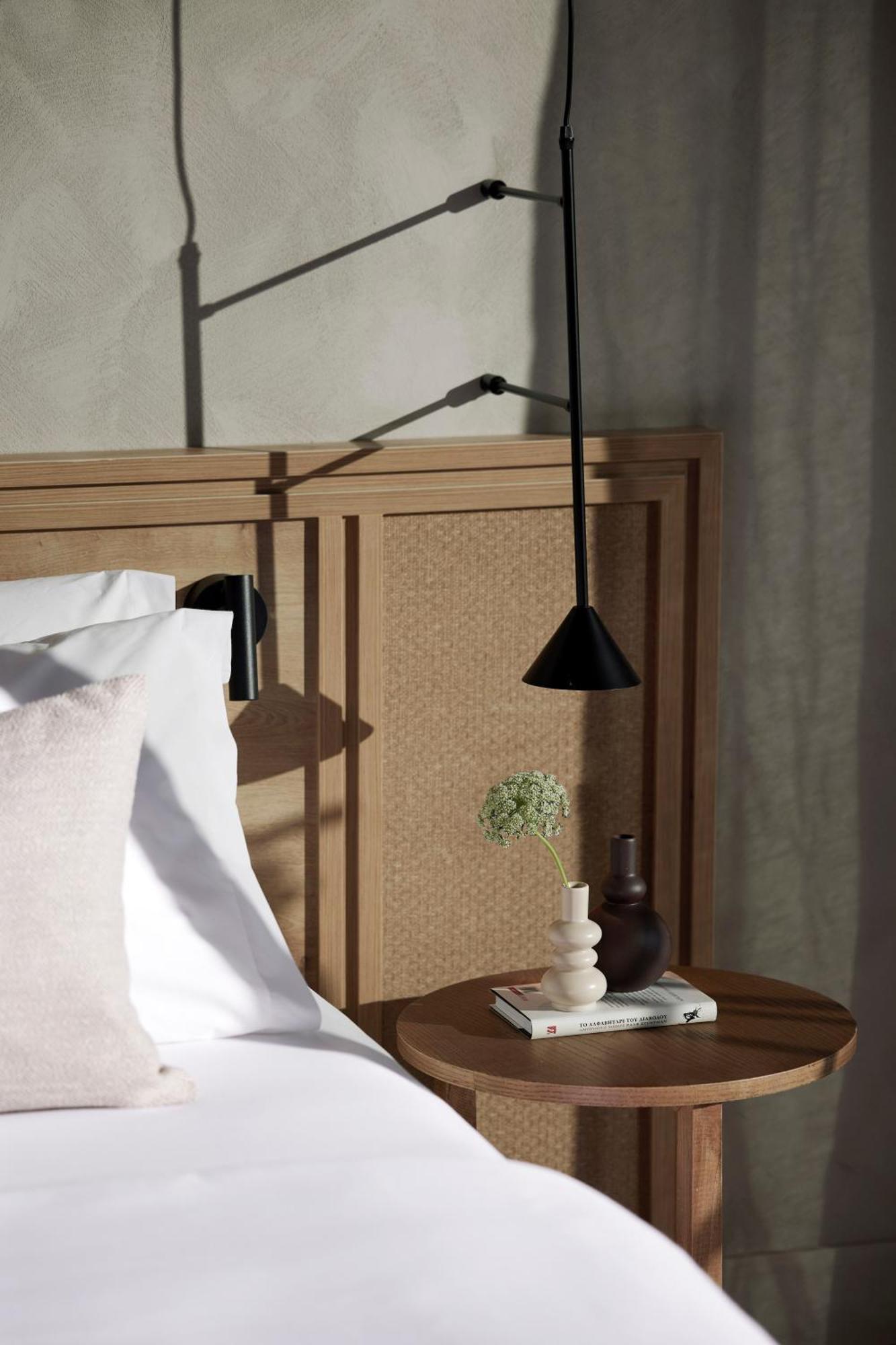 Helea Lifestyle Beach Resort Kallithéa المظهر الخارجي الصورة A wall light
