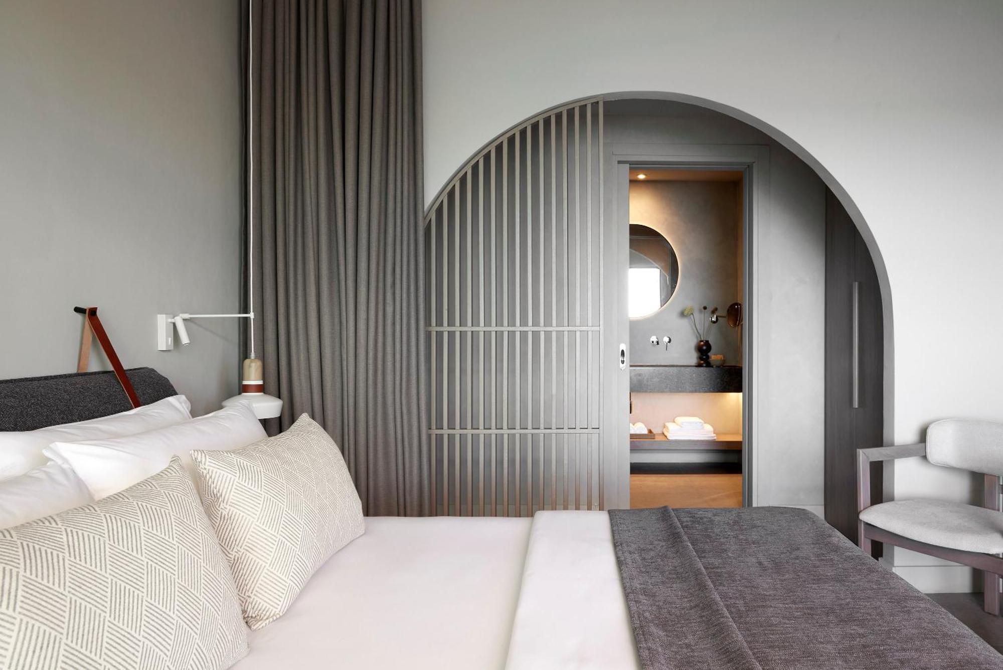 Helea Lifestyle Beach Resort Kallithéa الغرفة الصورة Deluxe Room